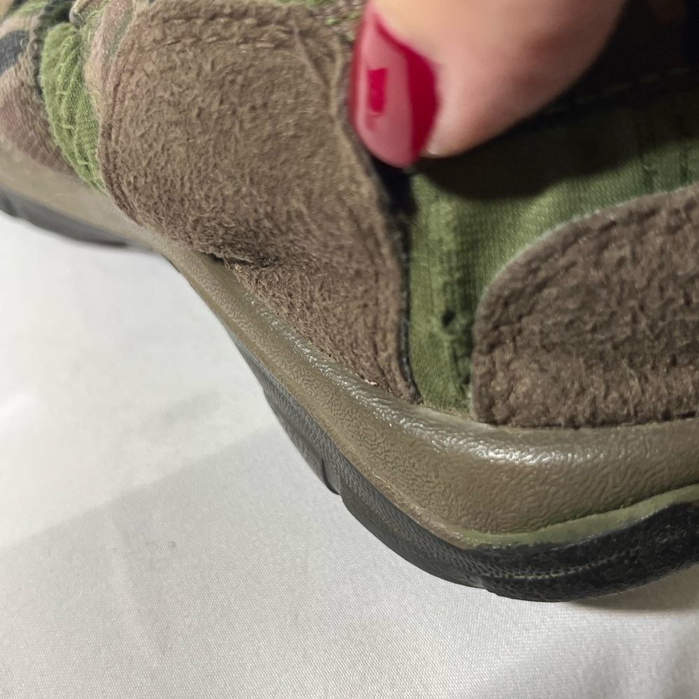 Keen Newport Camo Outdoor Unisex Sandals Comfy Closed Toe Boys Sz 4 Women Sz 7 - Picture 10 of 13